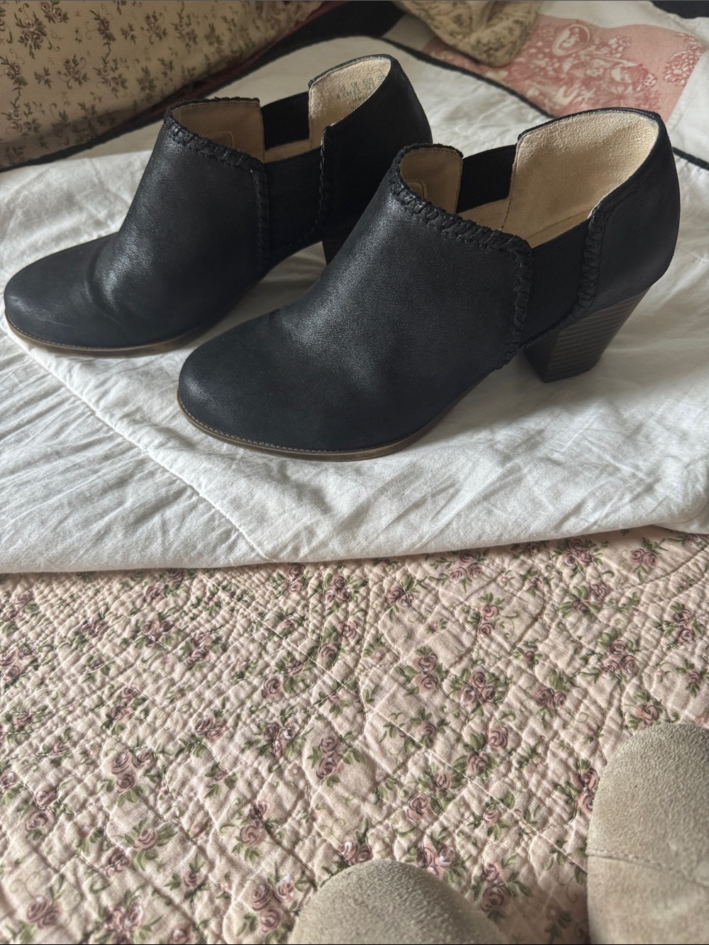 Life Stride Black Leather Cutout Heel Booties